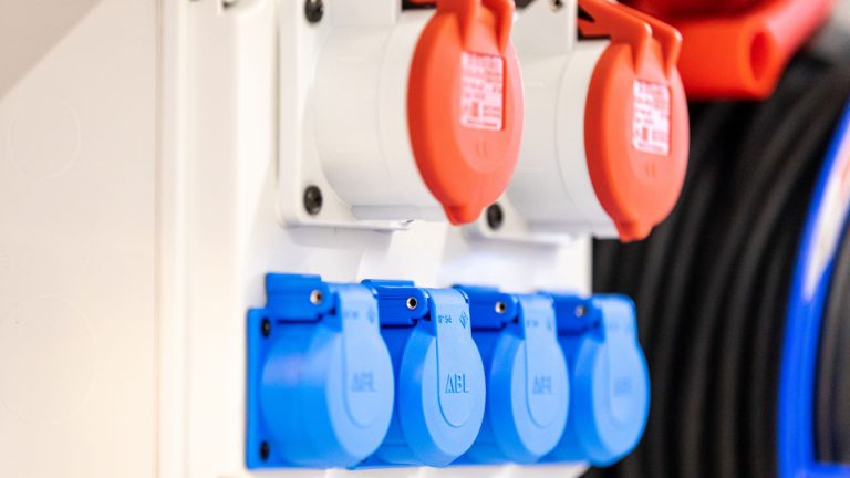 bauzentrum-farys-elektro-01