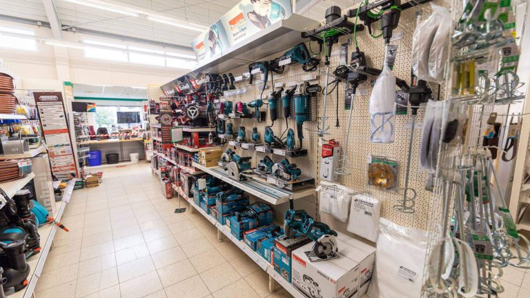 bauzentrum-farys-werkzeuge-maschinen-04